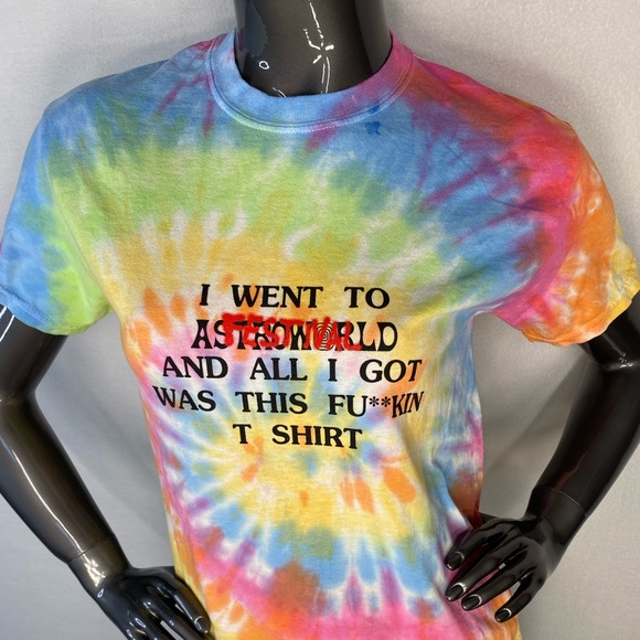 Travis Scott ASTROWORLD TOUR  T-shirt - Picture 4 of 9